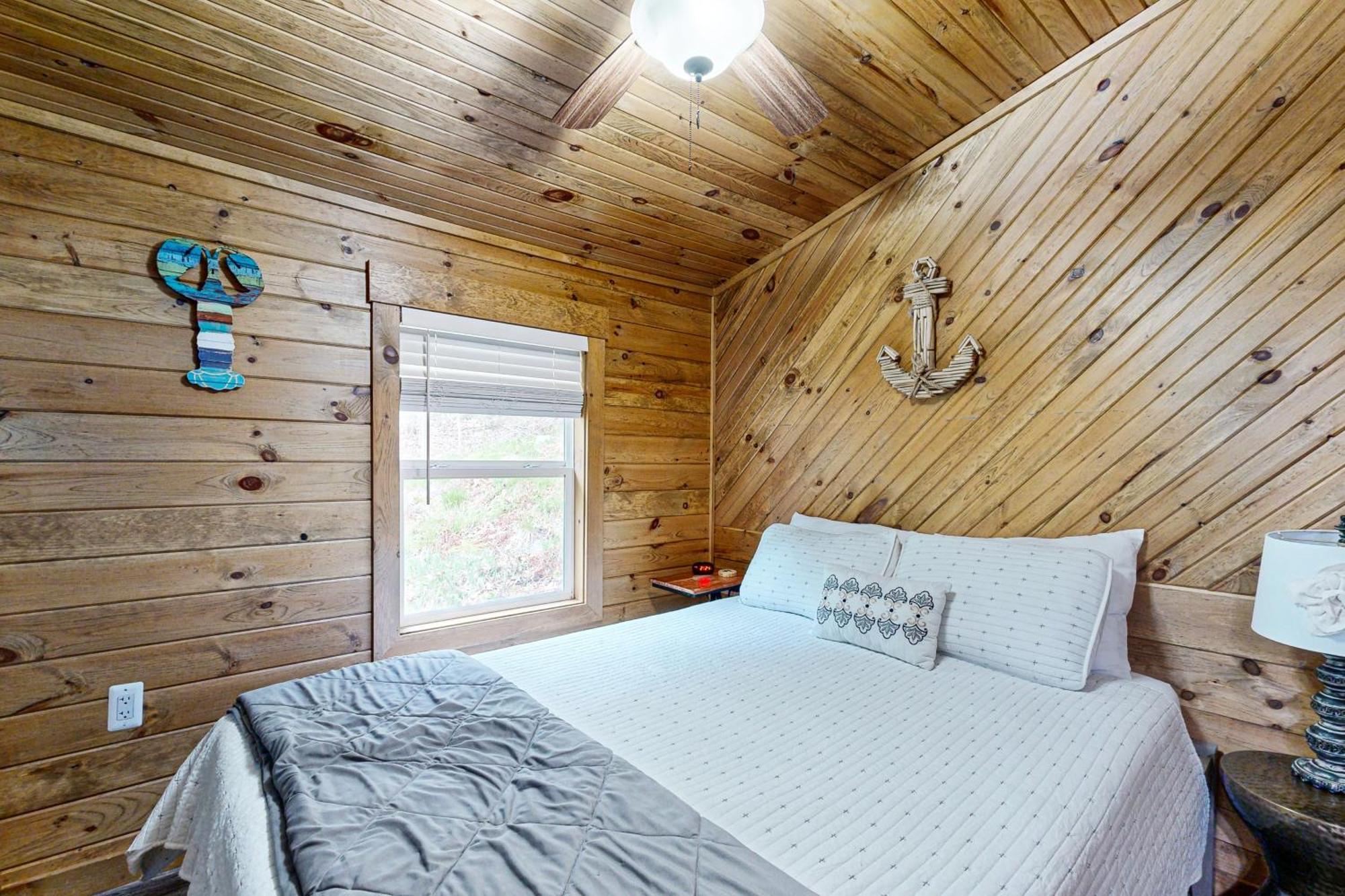 Little Cottage In The Woods Бутбей-Харбор Экстерьер фото